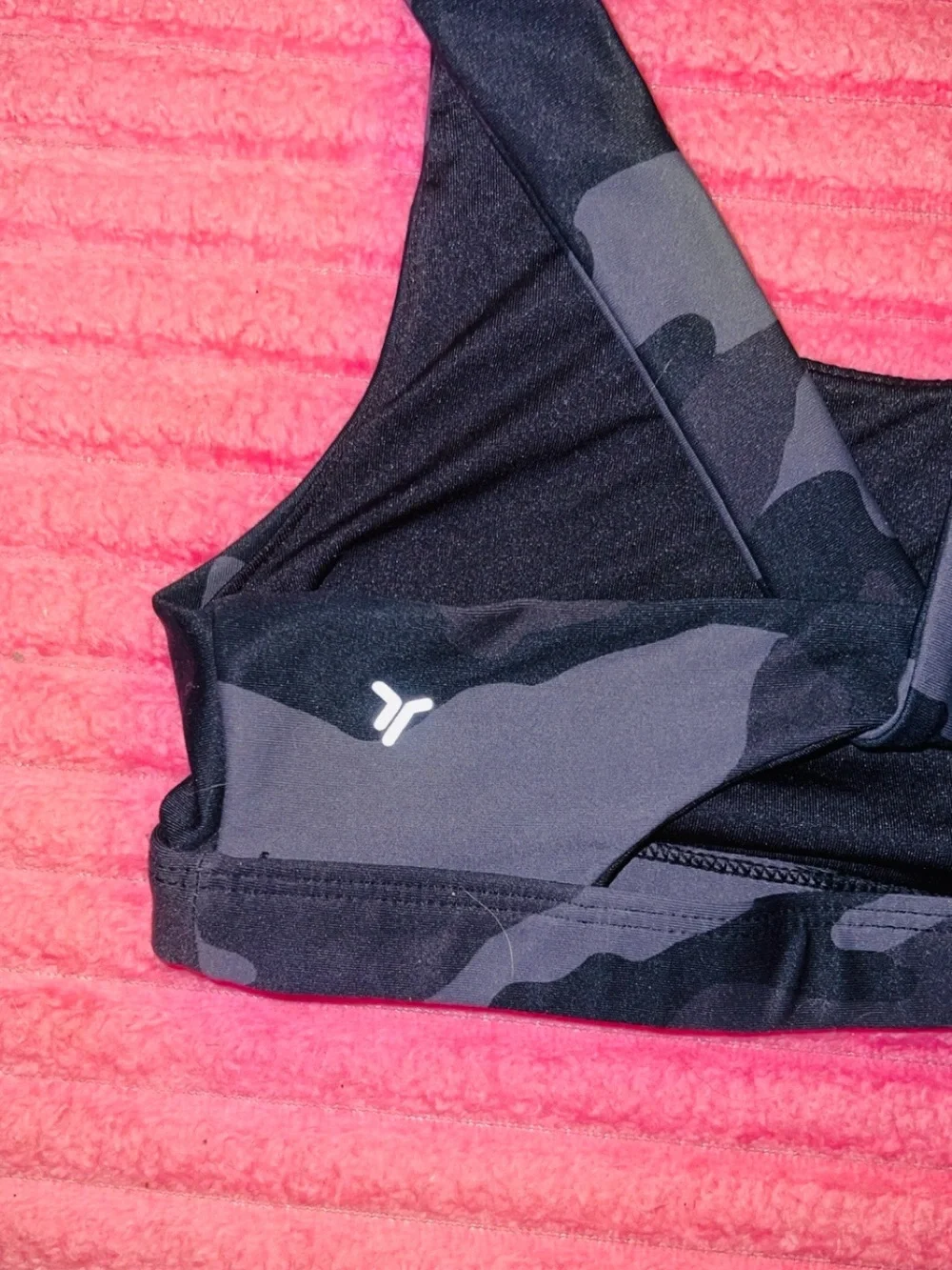 Old Navy Black and Gray Camo Sports Bra